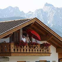 ansicht balkon der ferienwohnung bergpanorama in krün